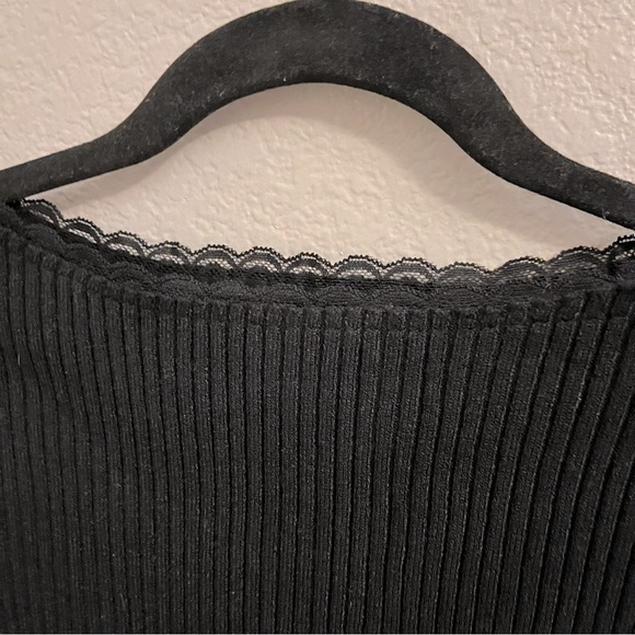 Black ribbed sweater - Picture 5 of 5